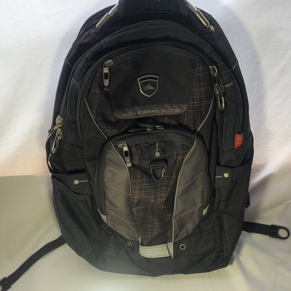 High Sierra Elite Black and Gray Fly-By 17” Travel Backpack